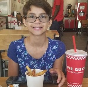 Meet your Posher, Stacy